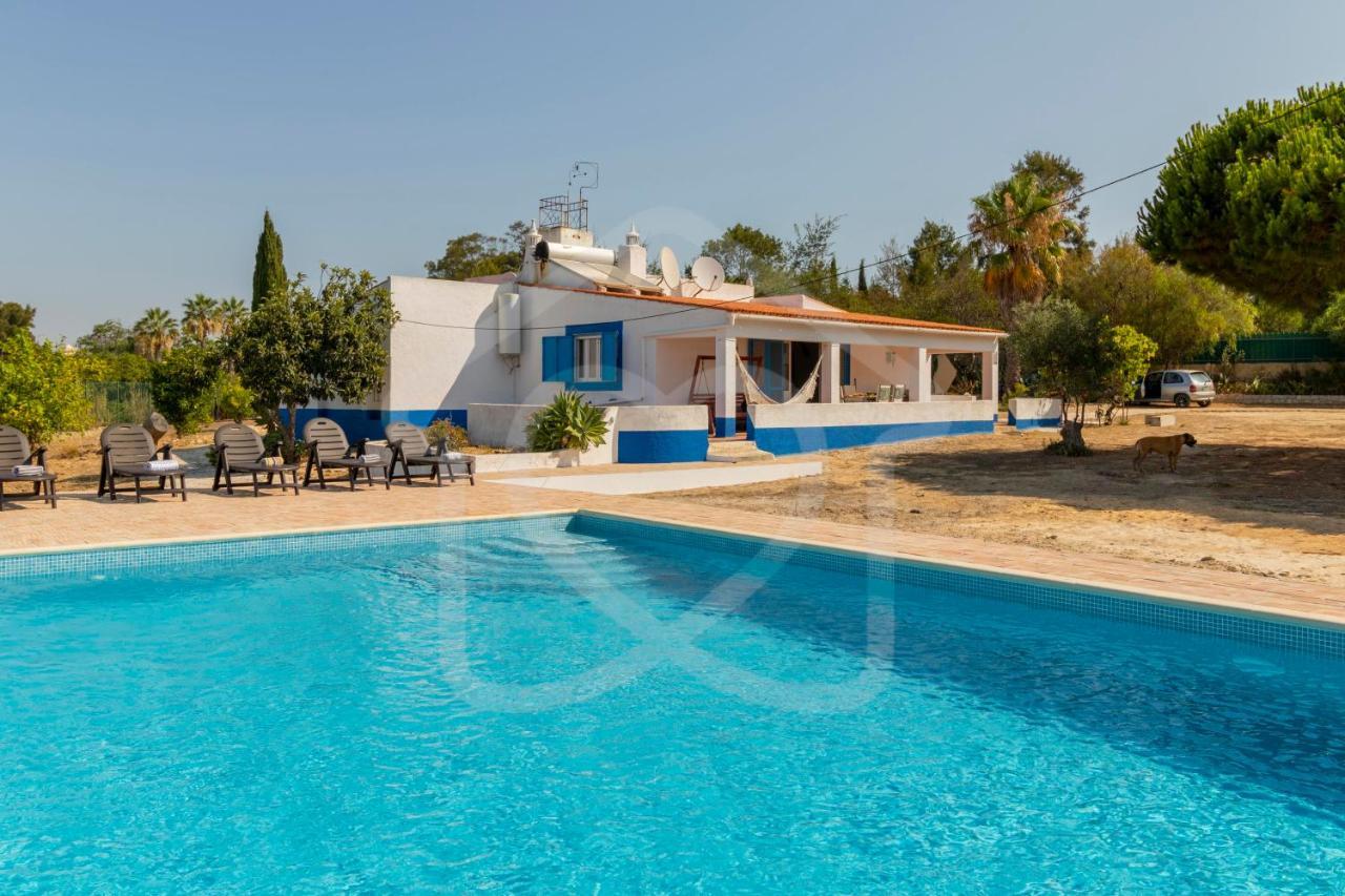 Villas2Go2 Praia Da Marinha Lagoa  Kültér fotó
