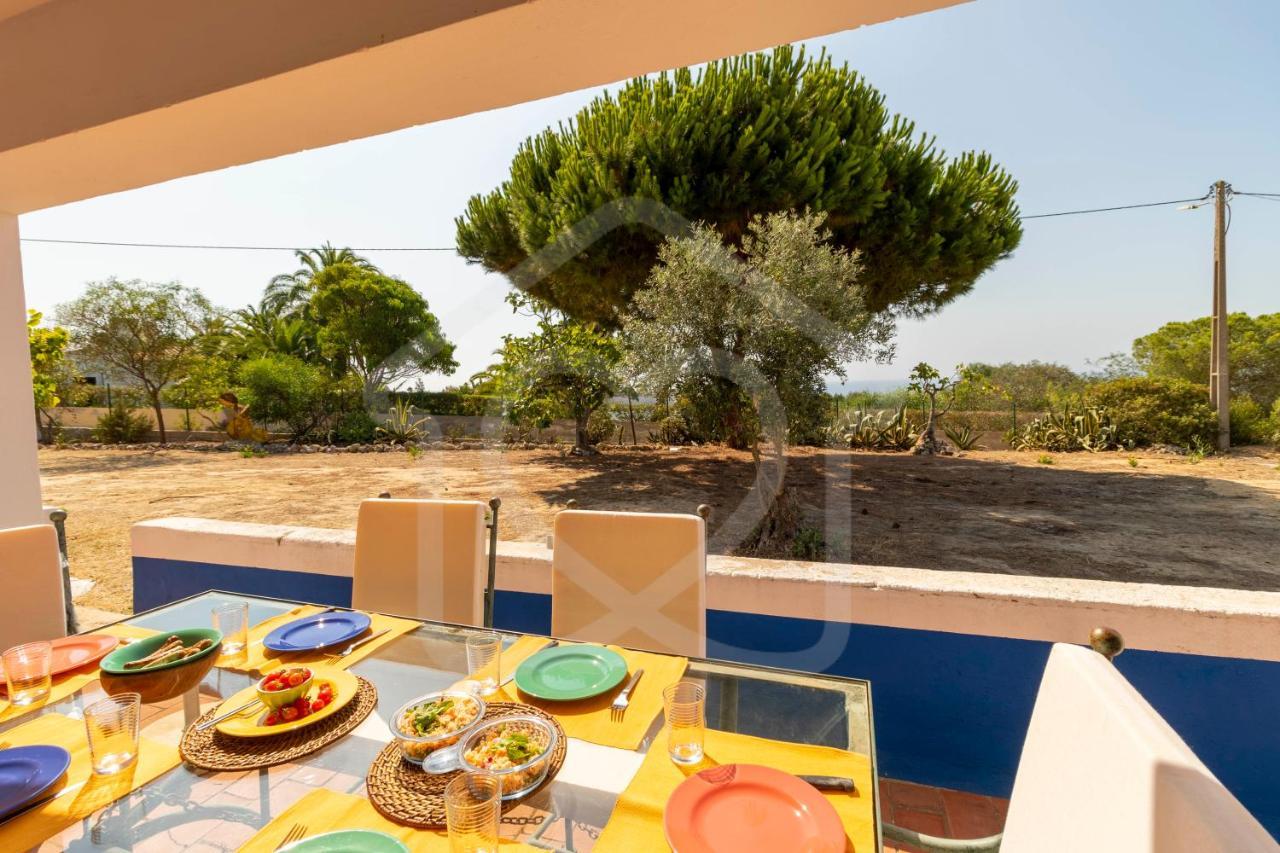 Villas2Go2 Praia Da Marinha Lagoa  Kültér fotó